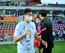 첫 공식전 승리 황선홍 "득점력 아쉽지만..전 경기 승리가 목표"