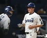 NC 정진기 '따라가자'