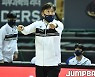 [벤치명암] 아쉬움 드러낸 KGC 김승기 감독 "벤치전력 올라와야 해"