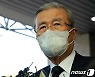 경선 막바지 尹 편드는 김종인..다시 주목받는 홍준표와의 악연