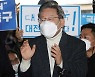 이재명, 예비창업자들과 만남..'메이커 스페이스' 방문