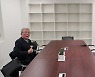 윤석열-김종인, 정책·공약 조율..내일 선대위 출범
