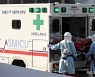 병상 대기 60대 남성..호흡 곤란에 병원 옮겼지만 사망