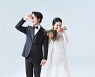 김홍표, 11일 결혼→웨딩 화보 공개 '신부는 6세 연하 비연예인'