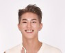 '야생돌' 윤준협, 남성미 넘치는 손인사[포토엔HD]