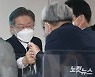 여전히 후보만 움직이나..이재명 골든크로스 역부족인 이유