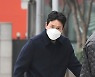 이선균, 목례하며 향하는 '최파타 레드카펫' [포토엔HD]