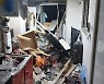 안산 원룸 건물 가스 폭발..1명 사망·8명 부상(2보)