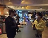 [르포]'24시간 영업' 카페, 