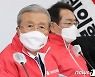 [뉴스1 PICK]'윤핵관' 공개 경고한 김종인 