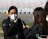 질문 답하는 카이스트 자율주행팀의 심현철 교수