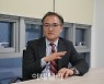 [RNA 전성시대]③홍선우 엠큐렉스 대표 "mRNA 원천기술 확보..2~3년 내 코로나 백신 완성"