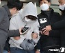 2만원에 신변보호女 주소 넘긴 '공무원'..흥신소 거쳐 '그놈'에게