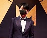 [TD포토] 이건명 '턱시도가 잘어울려'