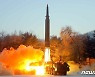 '이중기준 철회' 고수하는 북한..3월까지 무력시위 강도 높일 듯