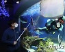 '묵은때 벗겨내요'