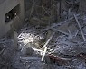 [영상] 광주서 아파트 신축공사 중 외벽 붕괴..1명 부상·6명 소재 파악 안돼