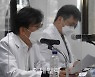 [포토]오미크론에 대해 발언하는 정기현 원장