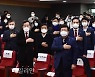 기술 주도형 혁신경제 실현을 위한 정책간담회 참석한 이낙연