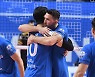 '나경복 20점' 우리카드, KB손해보험 꺾고 8연승 질주