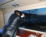 김정은 661일만에 미사일 발사 참관..'최측근' 김여정도 동행(종합2보)