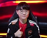 [포토] 2022 LCK 첫 출전 '에포트' 이상호 '따봉'
