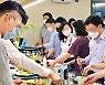 [단독]삼성이 택한 '급식 맛집' 풀무원, 현대차도 뚫었다