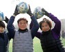 "처음엔 여자가 무슨 축구냐 했지만..이젠 은퇴하지 말고 계속 뛰라네요"