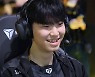쵸비는 왜 코르키로 롱소드 3포를 샀을까