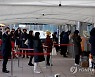 신규 확진자, 또다시 4000명대 예상..오후 9시 3809명, 전날보단 184명 줄어