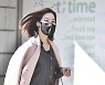 이승현 아나운서,  머리 날려도 예쁨은 그대로   [포토엔HD]
