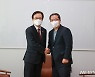 이명우 신임 국회도서관장, 남양주시 정약용도서관 방문