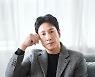 '킹메이커' 이선균 "아내 전혜진, '불한당' 감독 인연..피드백 빨리 주라고" [인터뷰②]