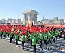 북한 여맹원들, '전원회의 결정 관철' 궐기대회 진행
