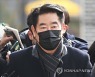 경찰, '40억 의혹' 최윤길 전 성남시의회 의장 구속영장(종합)