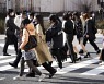 '오미크론 충격' 일본..하루 확진자 2만명 넘어