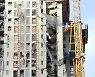 '아파트 붕괴' 콘크리트 타설 적절했나..경찰, 수사 본격화