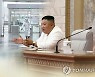 북한도 '위드코로나'로 전환하나..물류→인적교류 확대 가능성