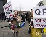 Virus Outbreak Netherlands Protests