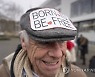 Virus Outbreak Netherlands Protests
