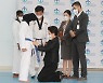 '태권도 데플림픽' 꿈나무를 위한 김정숙 여사의 선물 [청계천 옆 사진관]