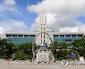 보육교사 1명이 영아 2명만 담당..'화성형 어린이집' 시범 운영
