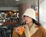 크리스탈∙예리∙제니∙카리나∙선미가 픽! 한 이번 겨울 트렌드 무스탕패션