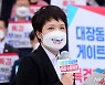 "안철수는 스포츠카" 김은혜에..국민의당 "尹, 구식 트럭"