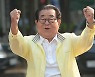 '국민MC' 송해, 최고령 진행자로 기네스 등재 추진