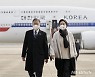 文 중동순방 확진자 '뒷북' 공개..언론보도에 마지 못해 인정(종합)
