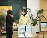 설 연휴 첫날, 아동일시보호시설 찾은 양성일 차관