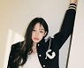 웨이비 노제, 아이키도 반한 섹시+몽환 매력 [M+★SNS]