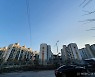 반토막난 서울 주택 거래.."DSR 안풀면 집 못사요" [부동산360]