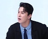 '엄마는 예뻤다' 장민호, 의뢰母 목과 얼굴색 다른  최악의 피부 상태에 충격